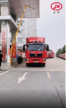 湖北江南：4臺后勤保障類宿營車發(fā)車