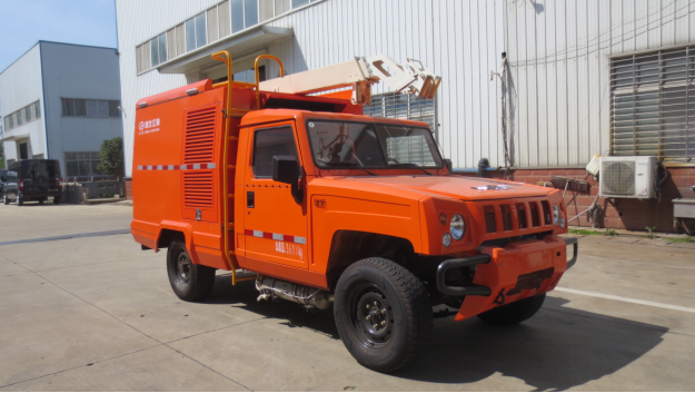 遠(yuǎn)程布管車